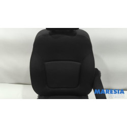 Renault - Trafic - Seat, right