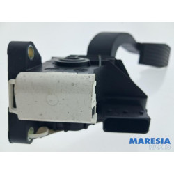 Opel - Adam - Accelerator pedal