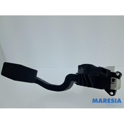 Opel - Adam - Accelerator pedal