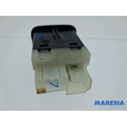 Opel - Adam - AUX / USB connection