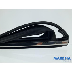 Peugeot - 308 - Cadre portière