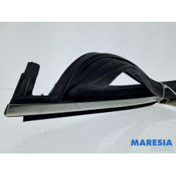 Peugeot - 308 - Cadre portière