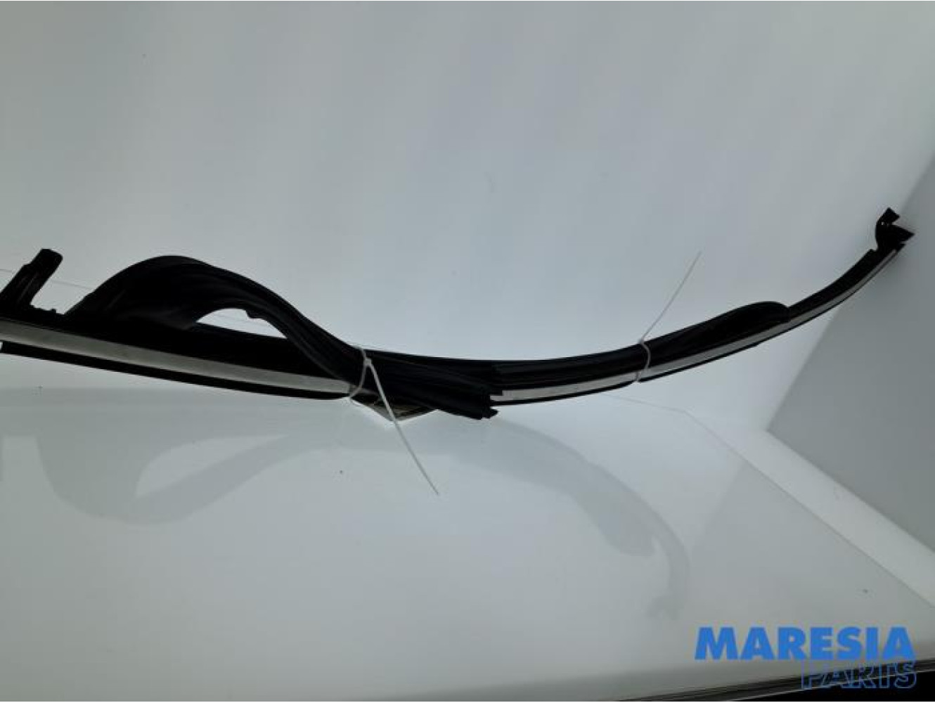 Peugeot - 308 - Cadre portière