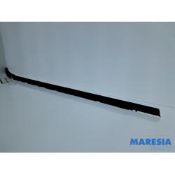 Peugeot - 308 - Cadre portière