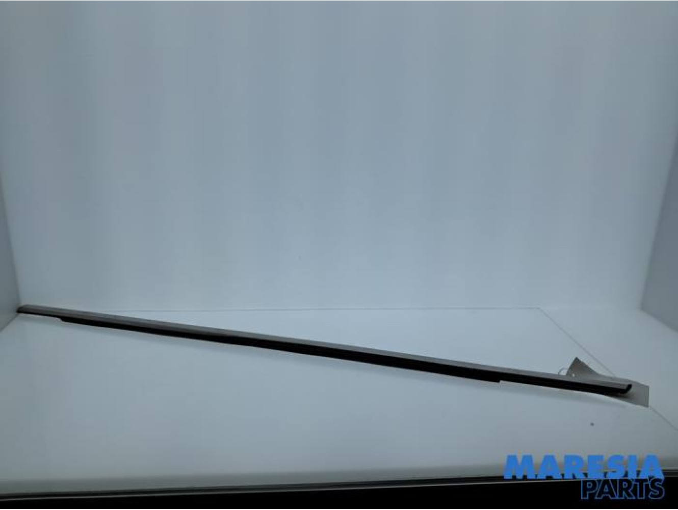 Peugeot - 308 - Cadre portière