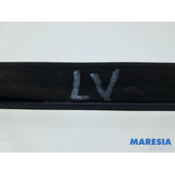 Peugeot - 308 - Cadre portière