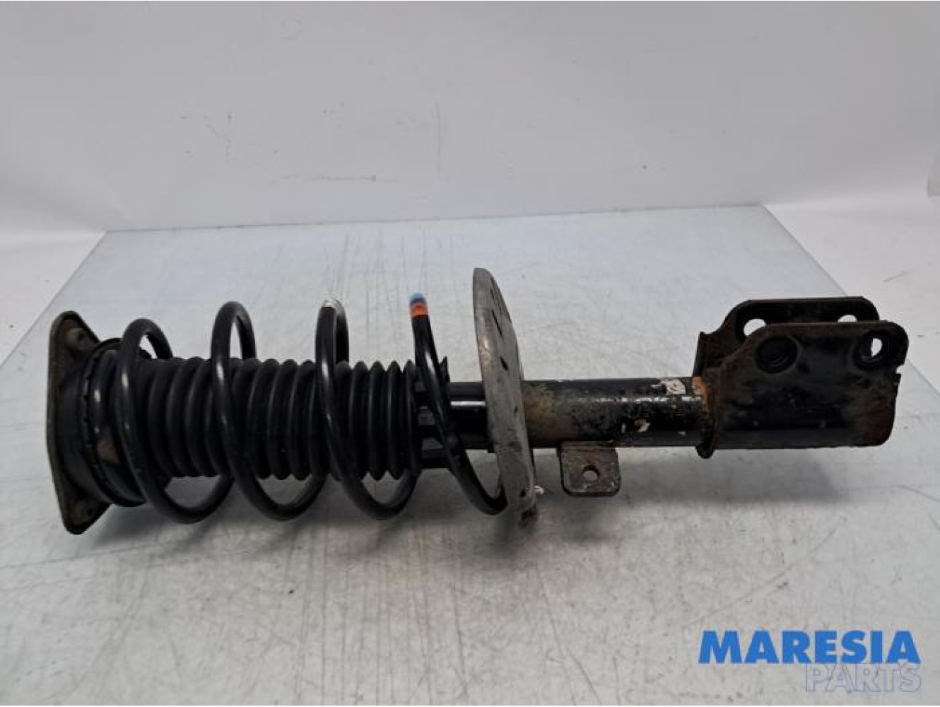 Peugeot - 308 - Front shock absorber rod, right