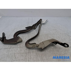 Peugeot - 308 - Charnière capot