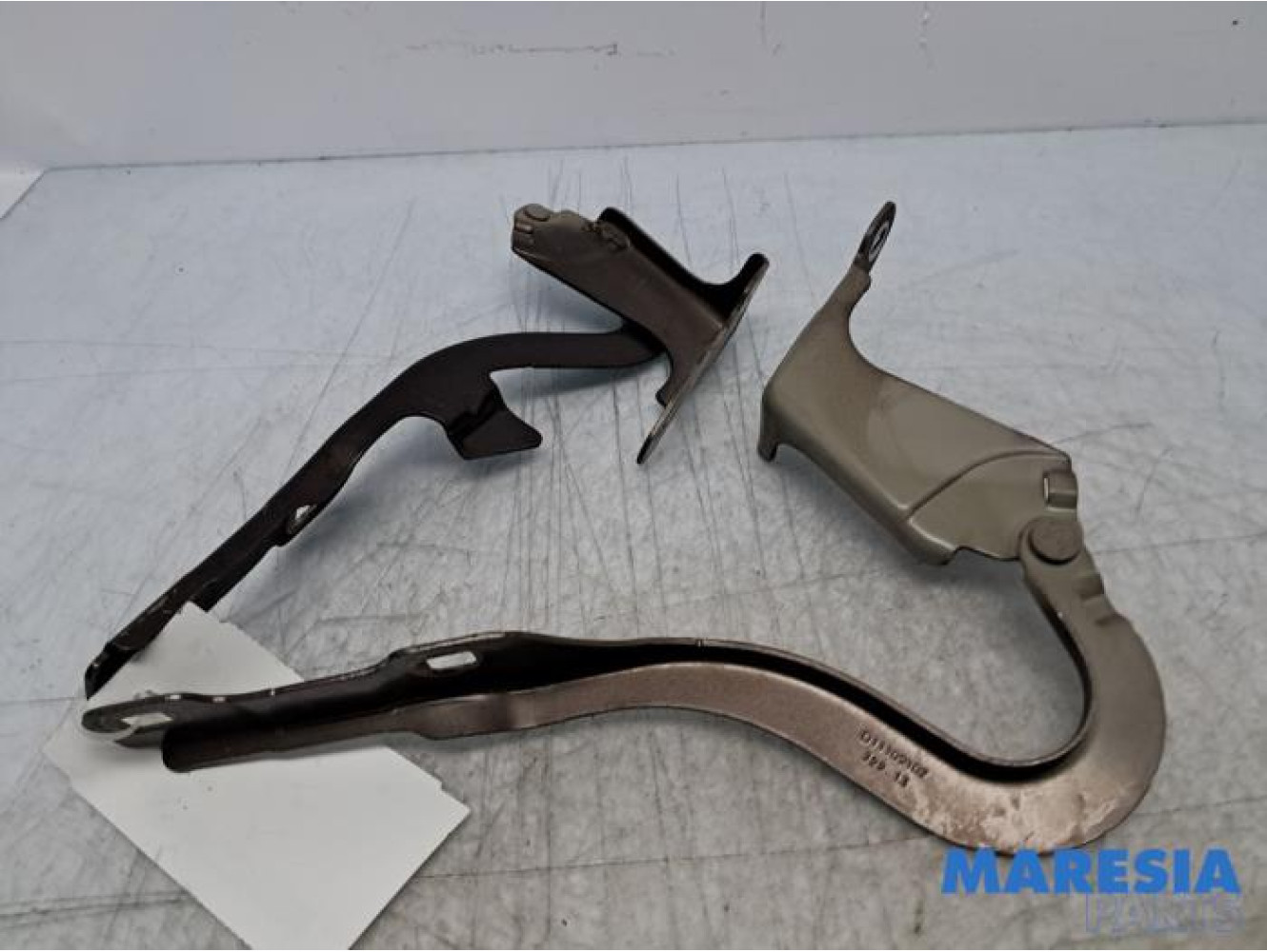 Peugeot - 308 - Charnière capot