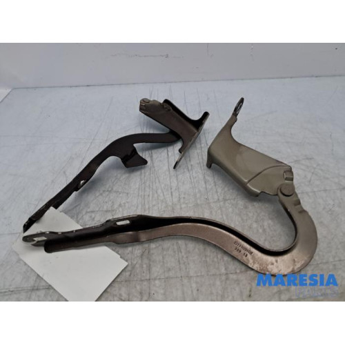 Peugeot - 308 - Charnière capot