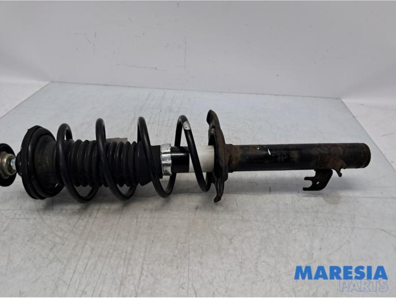 Peugeot - 107 - Front shock absorber rod, right