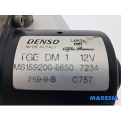 Fiat - 500 - Moteur essuie-glace avant