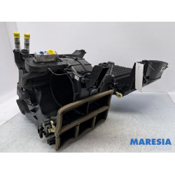 Peugeot - 107 - Heizgehäuse