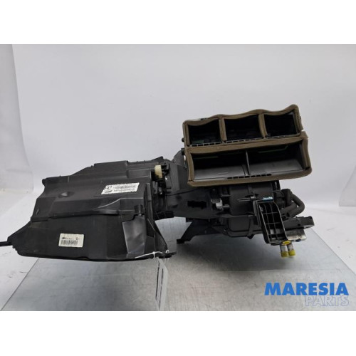 Peugeot - 107 - Heizgehäuse