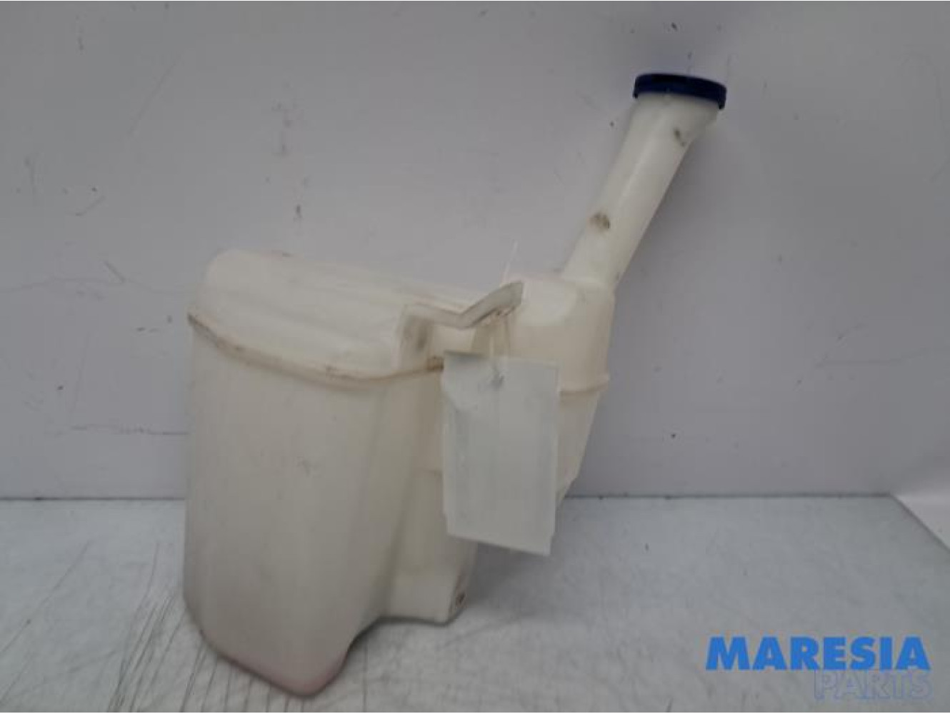 Peugeot - 107 - Scheibensprühertank vorne