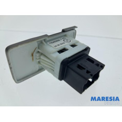 Fiat - 500 - AUX / USB connection