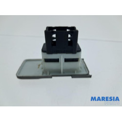 Fiat - 500 - AUX / USB connection