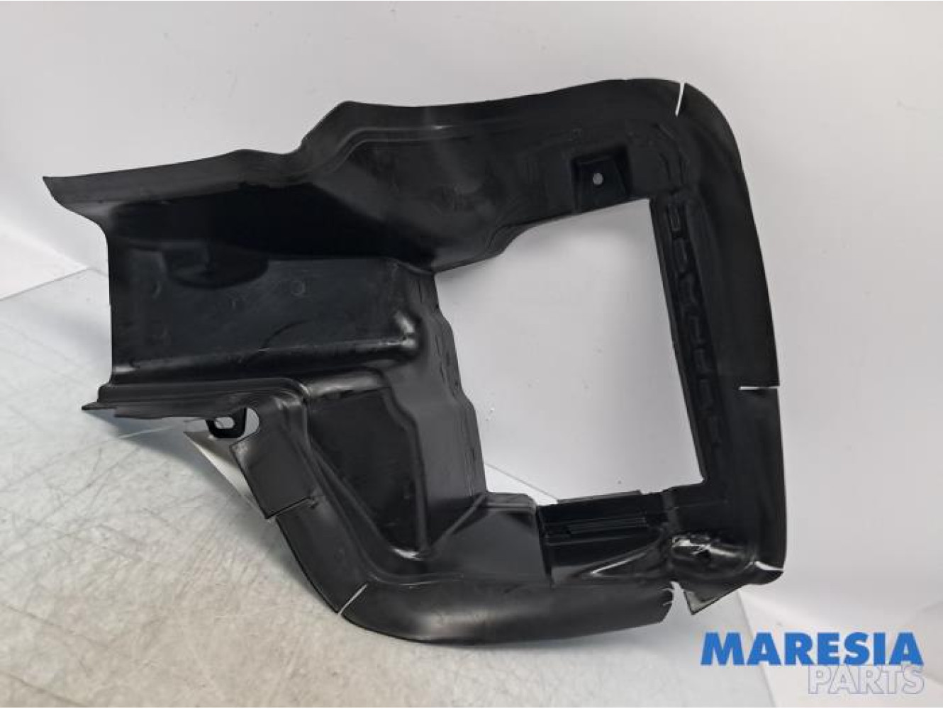 Citroen - Jumpy - Air funnel