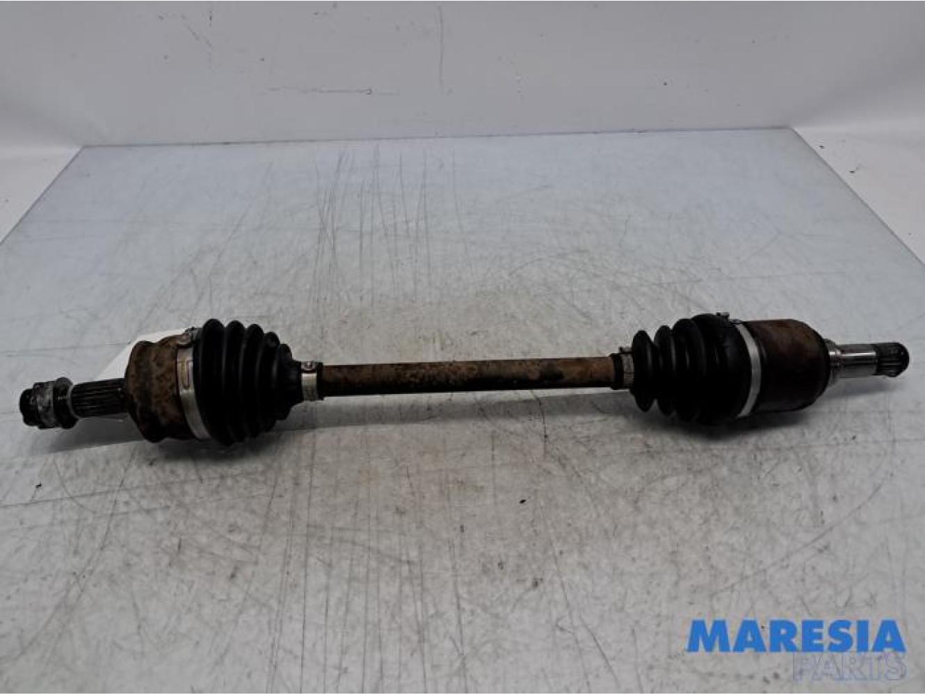 Fiat - 500 - Aandrijfas links-voor