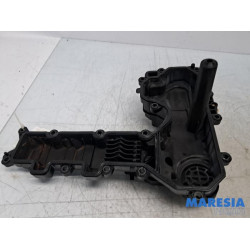 Peugeot - 308 - Rocker cover