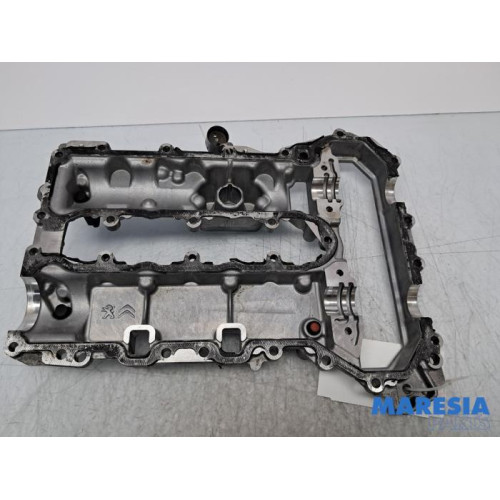 Peugeot - 308 - Rocker cover