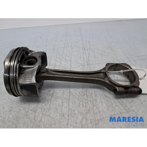 Peugeot - 308 - Connecting rod