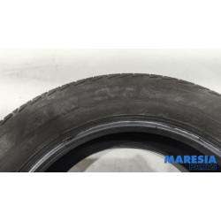 Renault - Trafic - Pneu