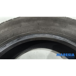 Renault - Trafic - Pneu