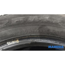 Renault - Trafic - Pneu