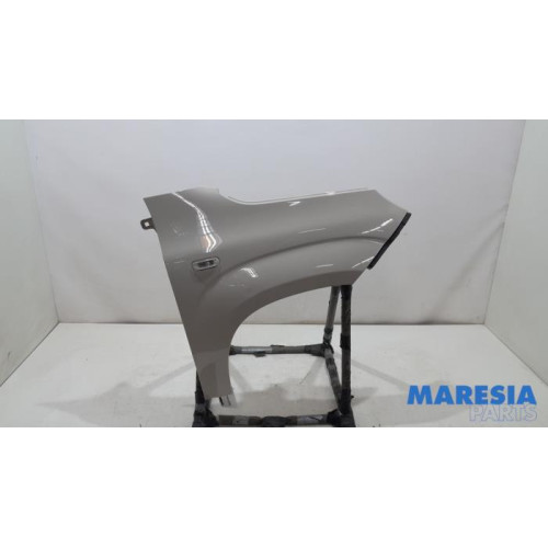 Fiat - Panda - Front wing, right