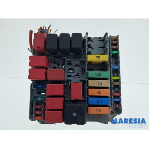 Fiat - 500 - Zekeringkast