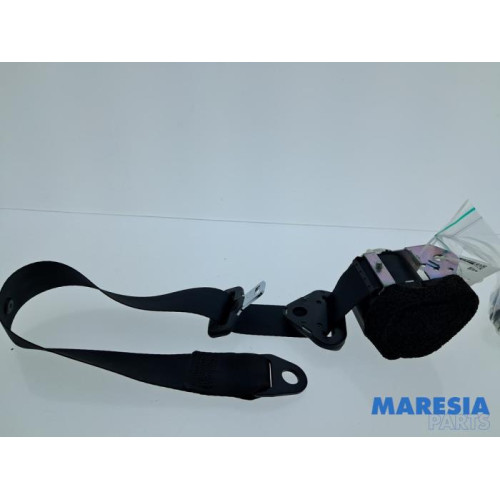 Fiat - 500 - Rear seatbelt, left