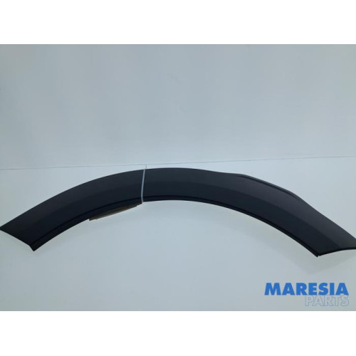 Opel - Adam - Wielrand achter