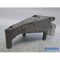 Opel - Adam - Engine mount