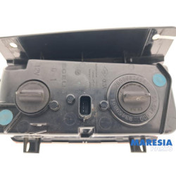 Renault - Trafic - Taillight, left