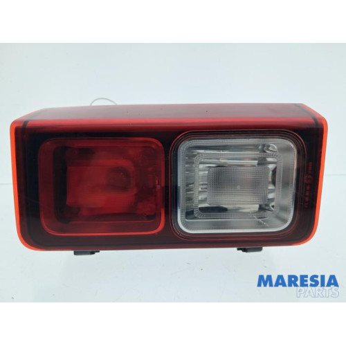 Renault - Trafic - Taillight, left