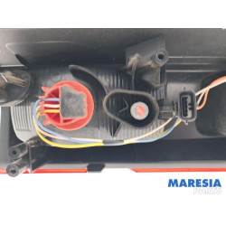 Renault - Trafic - Taillight, right