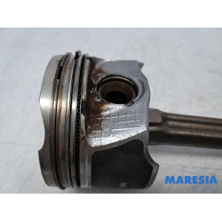 Renault - Scenic - Drijfstang