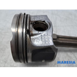 Renault - Scenic - Drijfstang