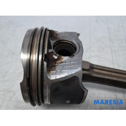 Renault - Scenic - Drijfstang