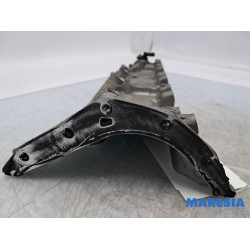 Renault - Scenic - Rocker cover