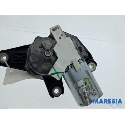 Renault - Trafic - Ruitenwissermotor achter