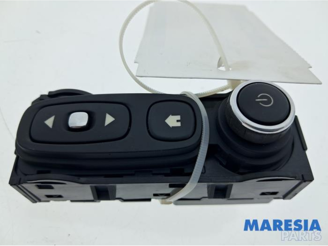 Renault - Trafic - Multi-media control unit