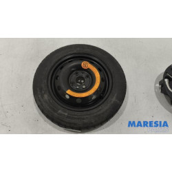 Fiat - 500 - Krikset + reservewiel