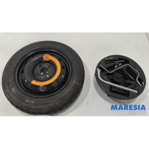 Fiat - 500 - Krikset + reservewiel