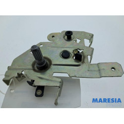 Renault - Trafic - Sliding door lock mechanism, right