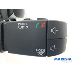 Renault - Trafic - Combischakelaar Stuurkolom