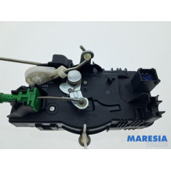 Renault - Trafic - Schließmechanik Hecktür Bus-Lieferwagen