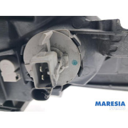 Peugeot - 107 - Scheinwerfer links