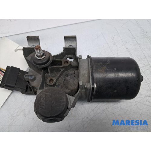 Peugeot - 107 - Front wiper motor